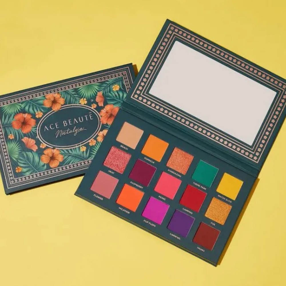 Ace beaute nostalgia eyeshadow palette